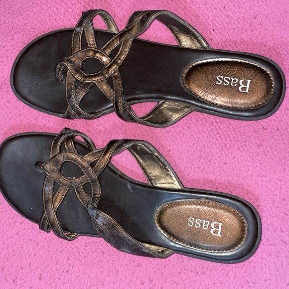 Ladies used BASS sandals flip flops ladies shoes no size - Picture 4 of 6